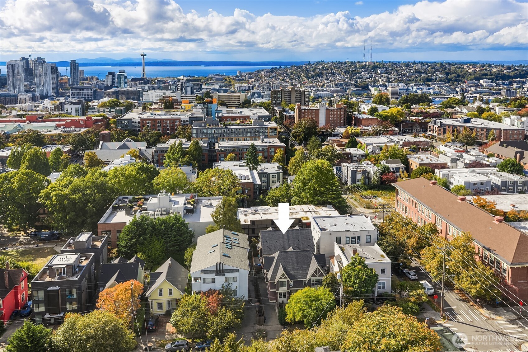 527 11th Avenue East, Unit A Seattle, WA 98102 - Photo 32 of 37 an aerial view of a city