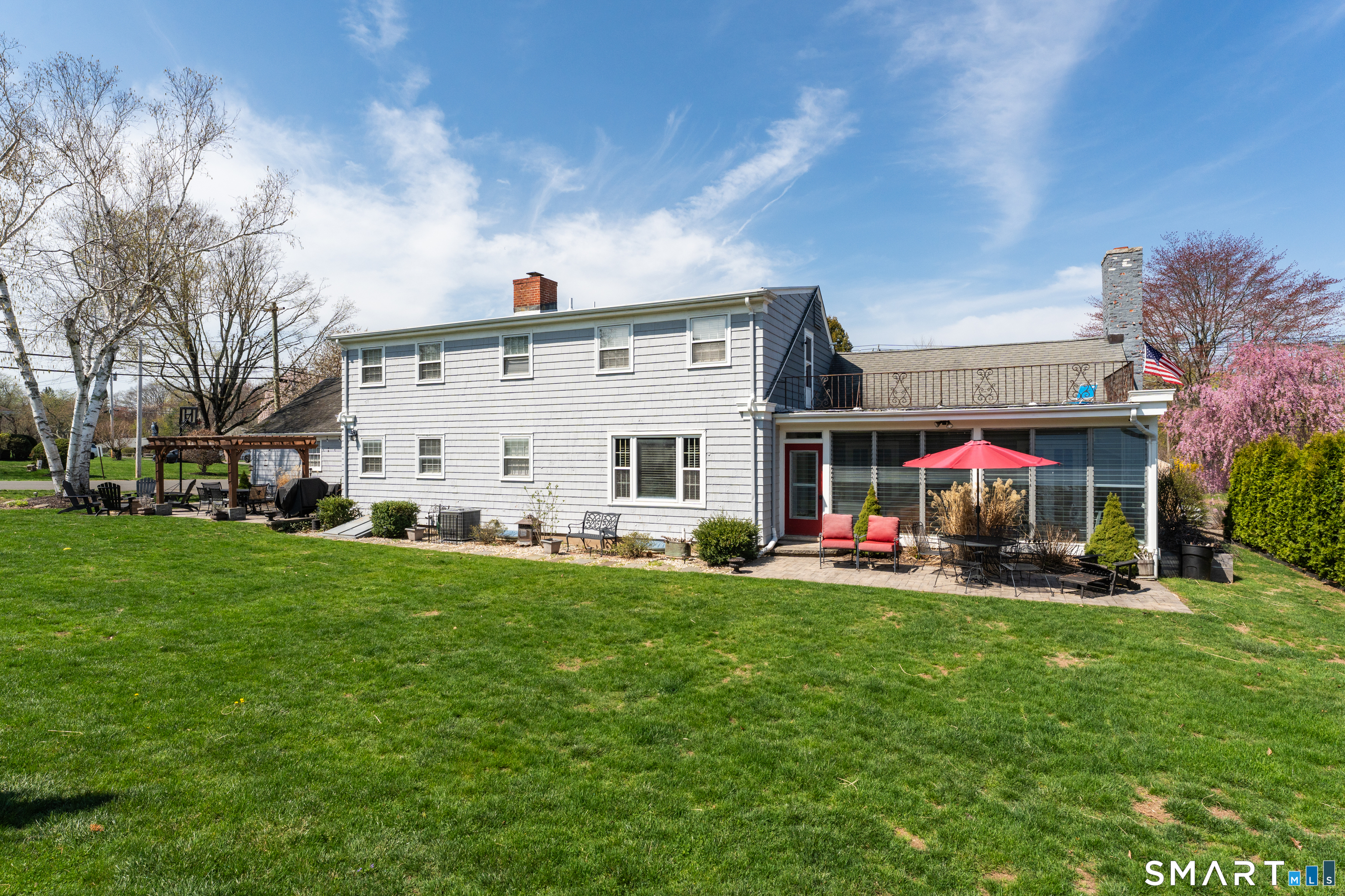 1501 Ridge Road North Haven, CT 06473 - Photo 5 of 39