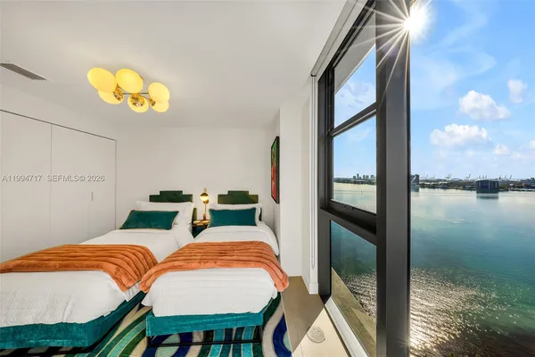 $25,000 | 700 Northeast 24th Street, Unit 1507, Miami, FL 33137