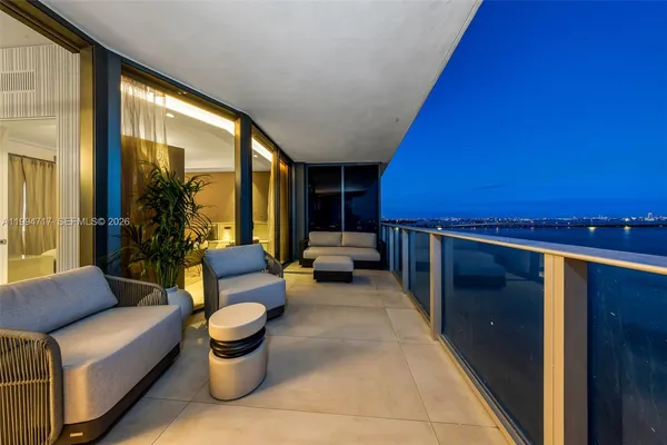 $25,000 | 700 Northeast 24th Street, Unit 1507, Miami, FL 33137