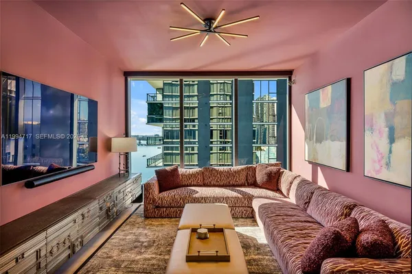 $25,000 | 700 Northeast 24th Street, Unit 1507, Miami, FL 33137