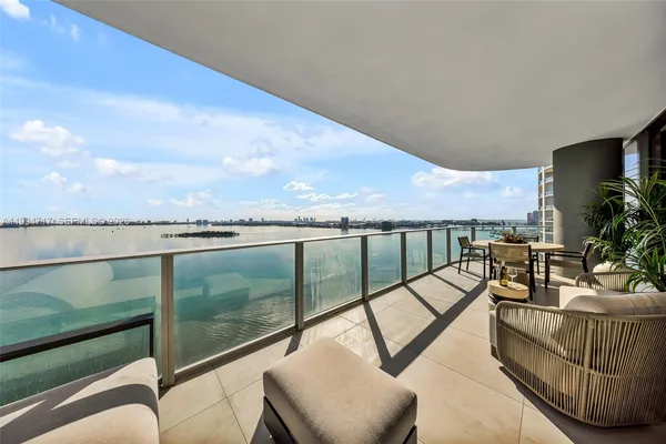 $25,000 | 700 Northeast 24th Street, Unit 1507, Miami, FL 33137