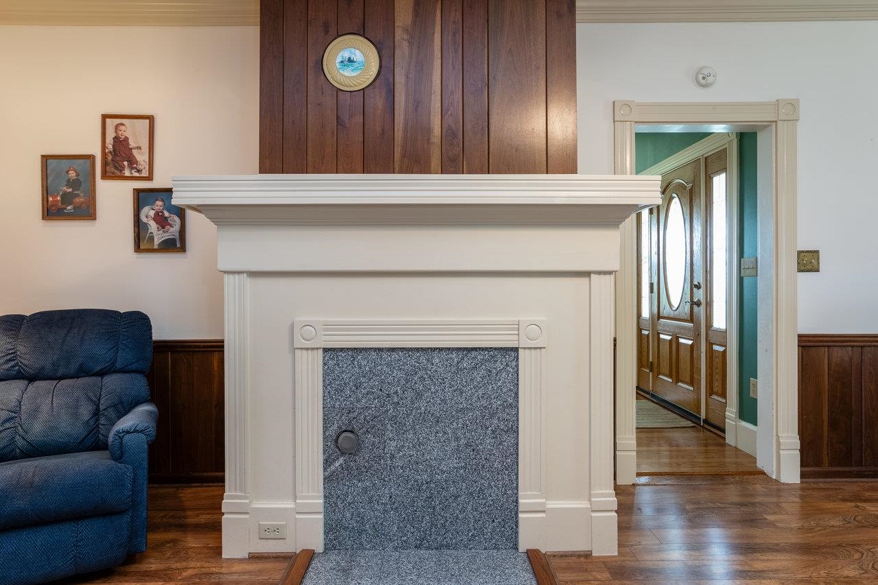 7231 Spring Creek Road Bridgewater, VA 22812 - Photo 12 of 74 a living room with furniture and a fireplace