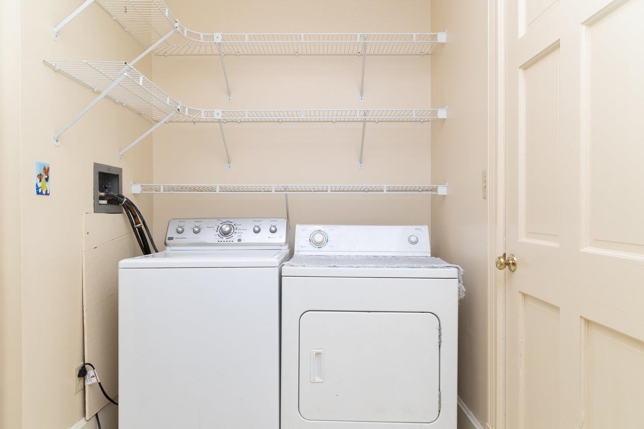 7231 Spring Creek Road Bridgewater, VA 22812 - Photo 21 of 74 a utility room with dryer and washer