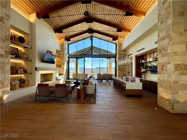 $2,600 | 223 Sun Glaze Avenue, Henderson, NV 89011