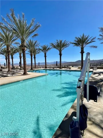 $2,600 | 223 Sun Glaze Avenue, Henderson, NV 89011