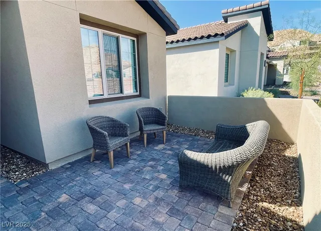 $2,600 | 223 Sun Glaze Avenue, Henderson, NV 89011