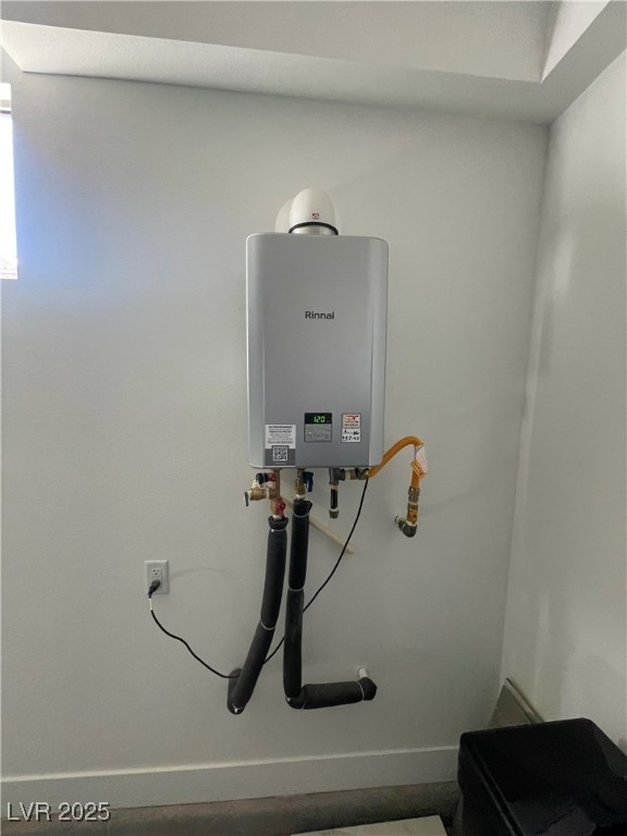 223 Sun Glaze Avenue Henderson, NV 89011 - Photo 41 of 44