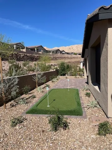 $2,600 | 223 Sun Glaze Avenue, Henderson, NV 89011