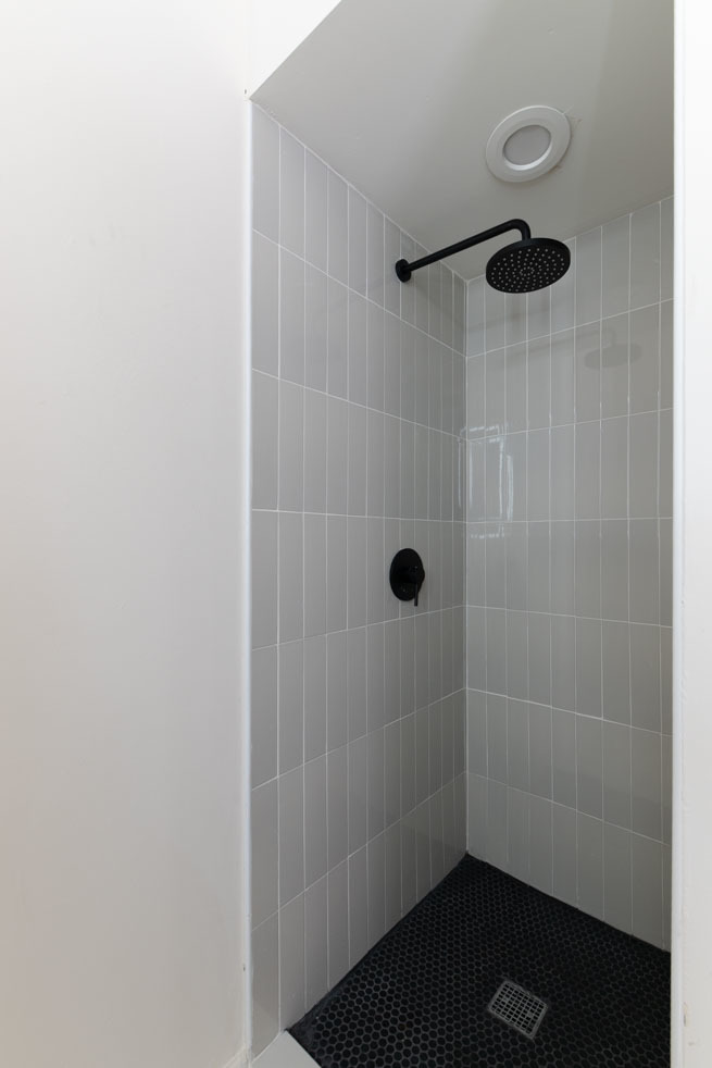 3712 Beech Street Flossmoor, IL 60422 - Photo 19 of 35 a bathroom with a shower