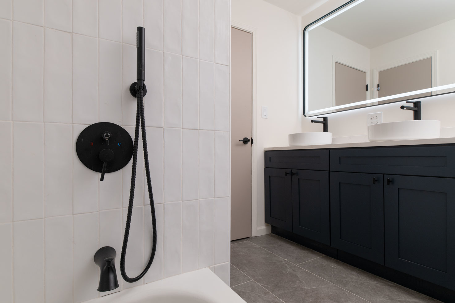 3712 Beech Street Flossmoor, IL 60422 - Photo 23 of 35 a bathroom with a shower