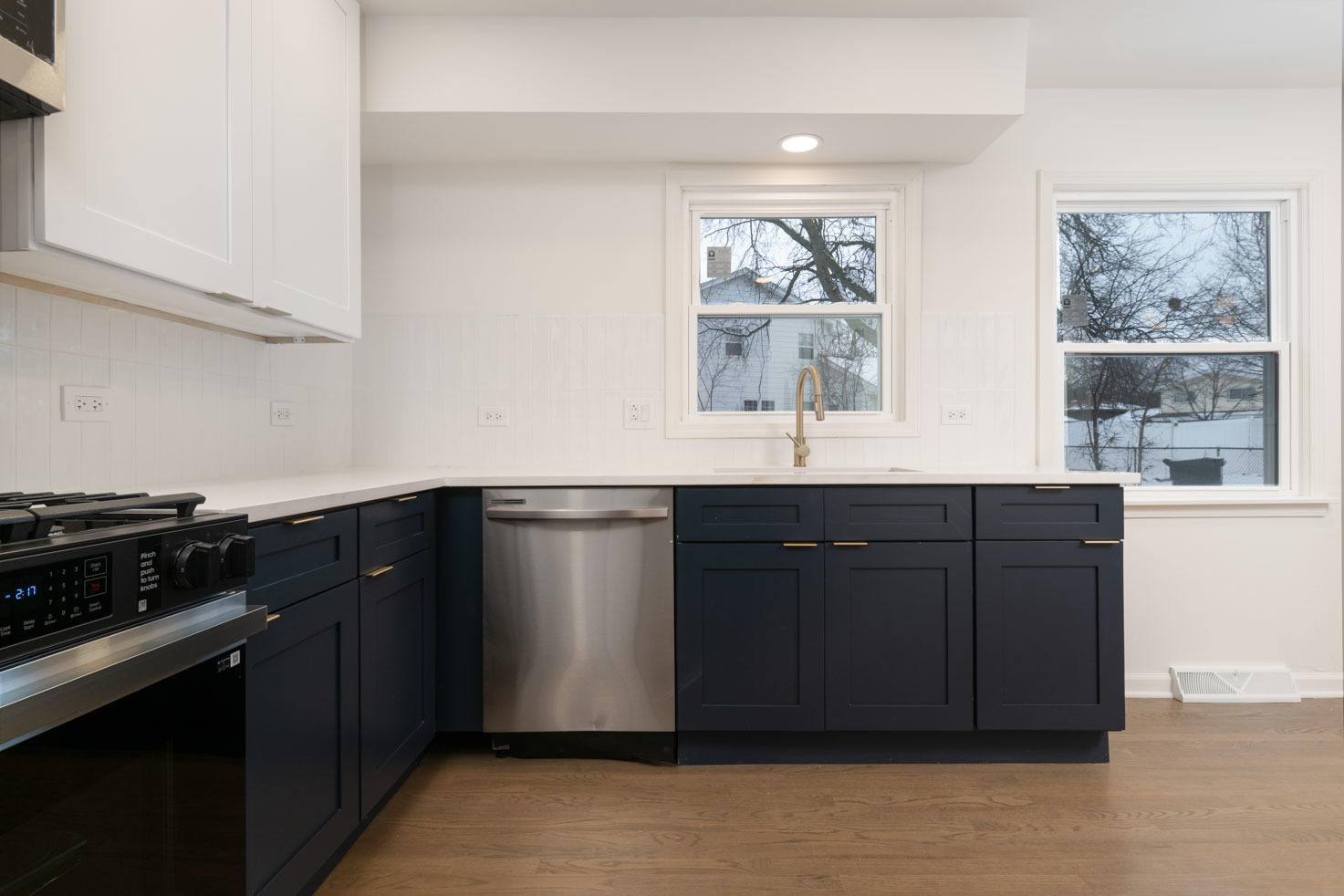 3712 Beech Street Flossmoor, IL 60422 - Photo 10 of 35 a kitchen with granite countertop a cabinets and a stove
