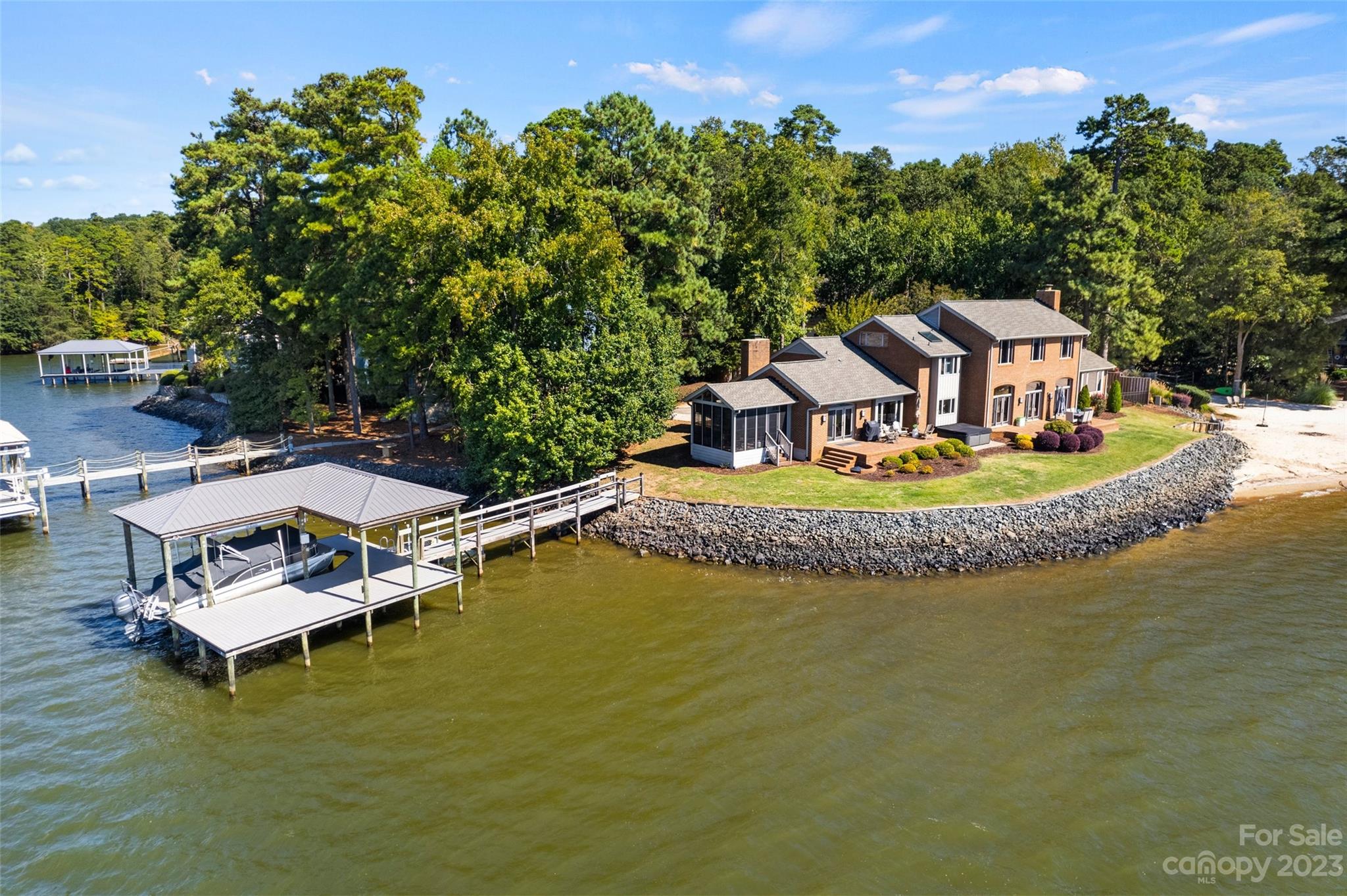 9 Sandy Cove Road Lake Wylie, SC 29710 - Photo 42 of 48 Gallery Image 42