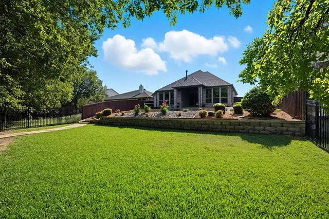 $749,000 | 533 Longshore Drive, Little Elm, TX 75068