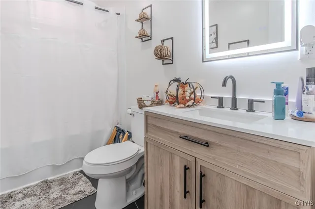 $619,900 | 23155 Spring Valley Drive, Watertown Town, NY 13601