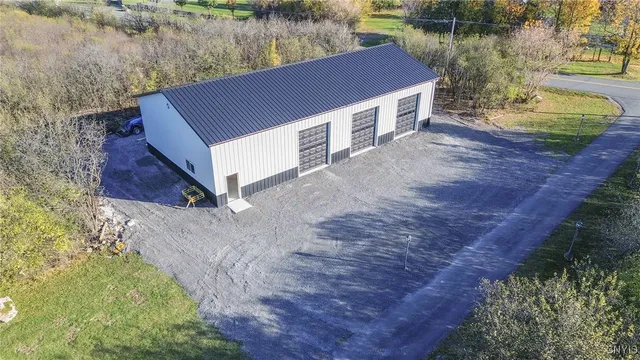 $619,900 | 23155 Spring Valley Drive, Watertown Town, NY 13601