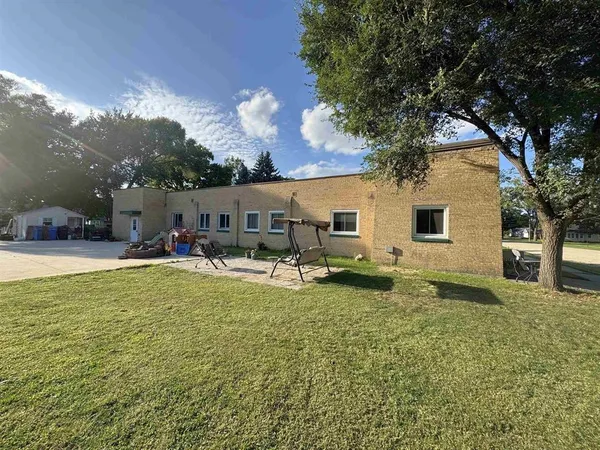 $329,900 | 605 East 4th Avenue, Brodhead, WI 53520
