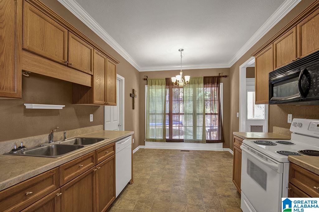 782 Hunters Xing Road Odenville, AL 35120 - Photo 13 of 23