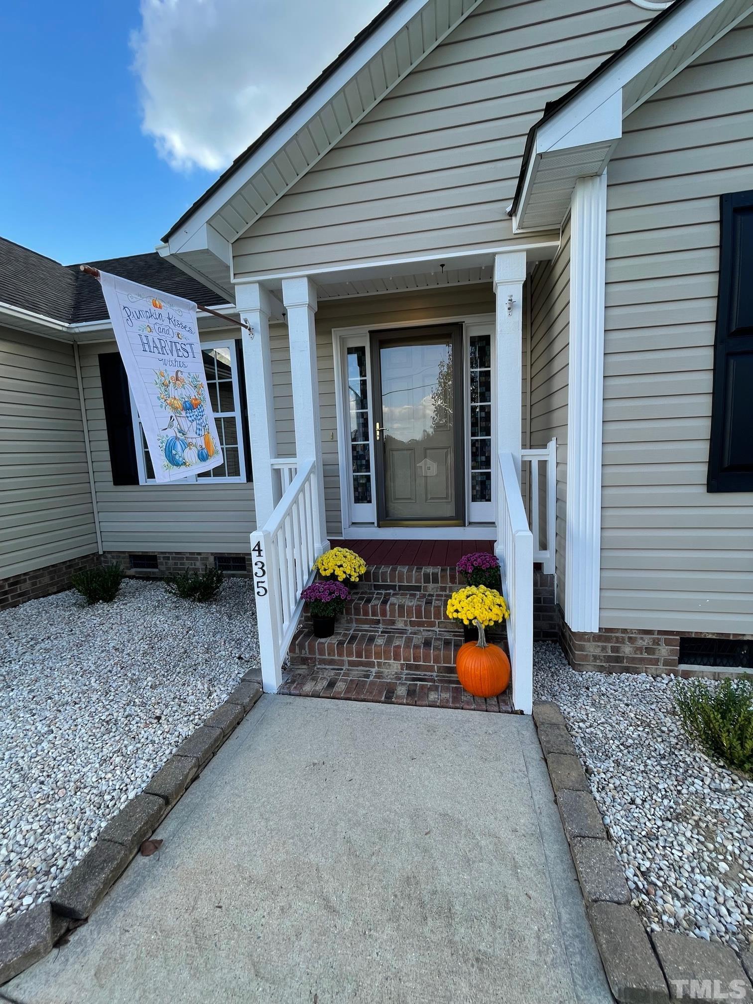 435 Ridge Road Angier, NC 27501 - Photo 3 of 29