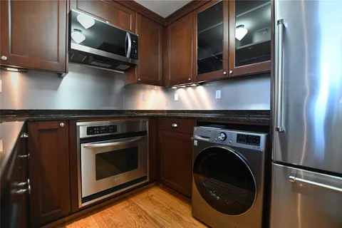 $299,900 | 415 22nd Street, Unit 4B, Galveston, TX 77550