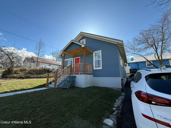 $224,900 | 1221 West College Avenue, St. Maries, ID 83861