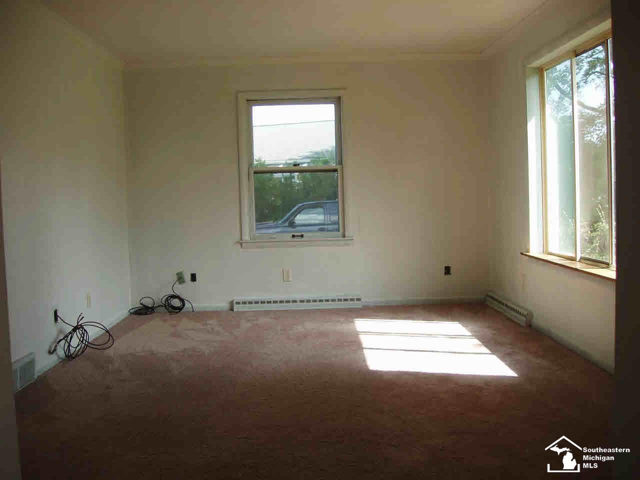 1690 South Raisinville Road Monroe, MI 48161 - Photo 9 of 24 20444755-8.JPG