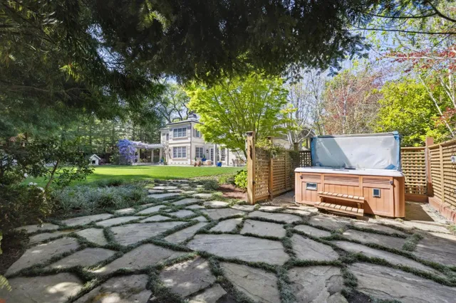 $9,800,000 | 125 Stonepine Road, Hillsborough, CA 94010