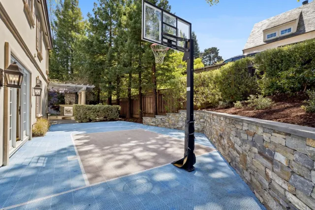 $9,800,000 | 125 Stonepine Road, Hillsborough, CA 94010