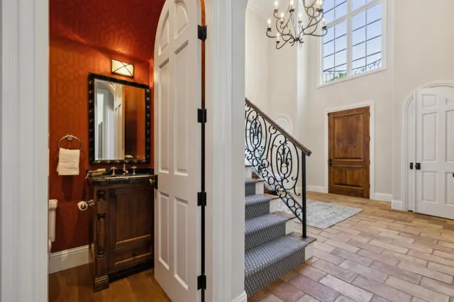 $9,800,000 | 125 Stonepine Road, Hillsborough, CA 94010