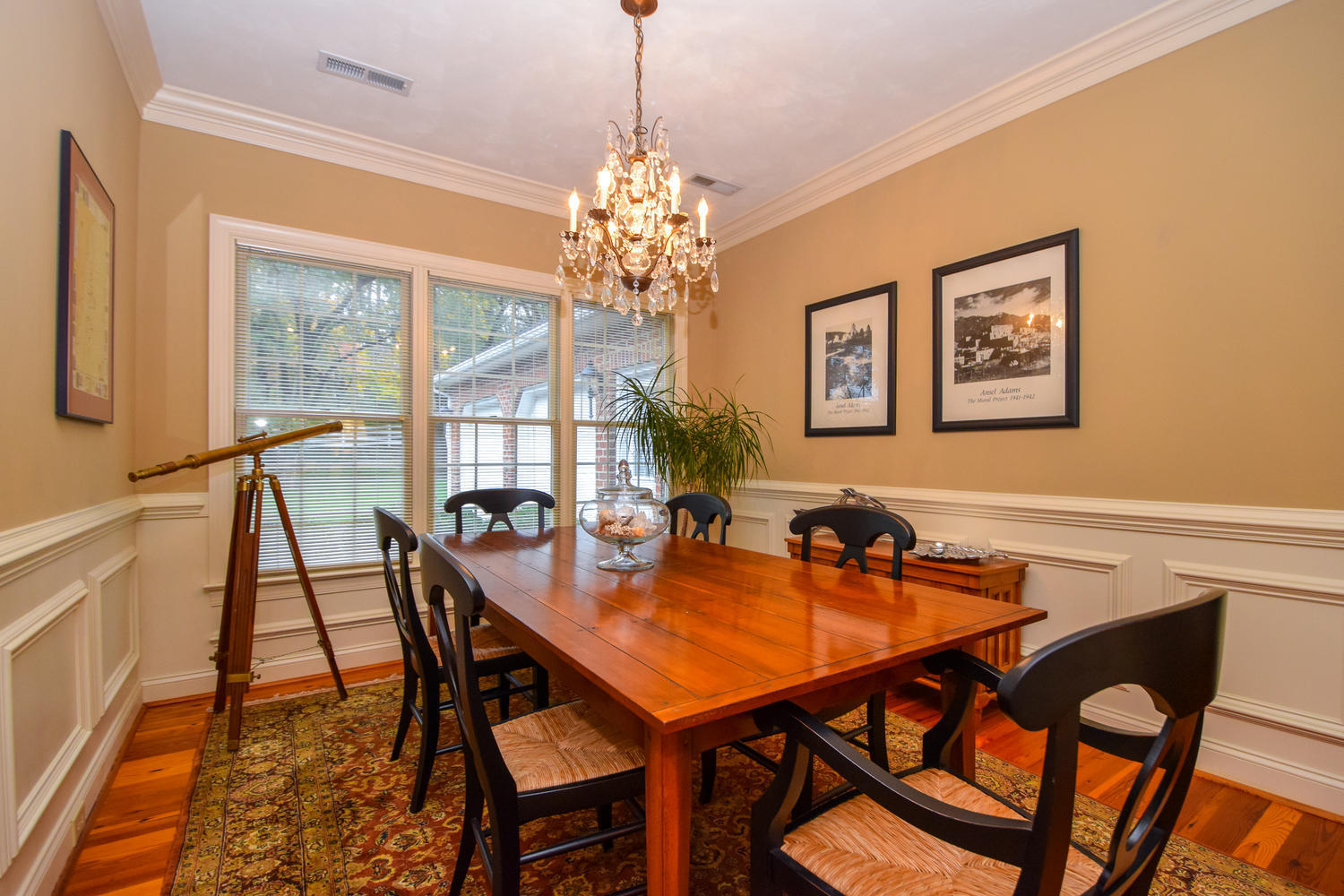 4205 Grandin Road Roanoke, VA 24018 - Photo 3 of 38 4205 Grandin Rd Roanoke VA-large-003-11-