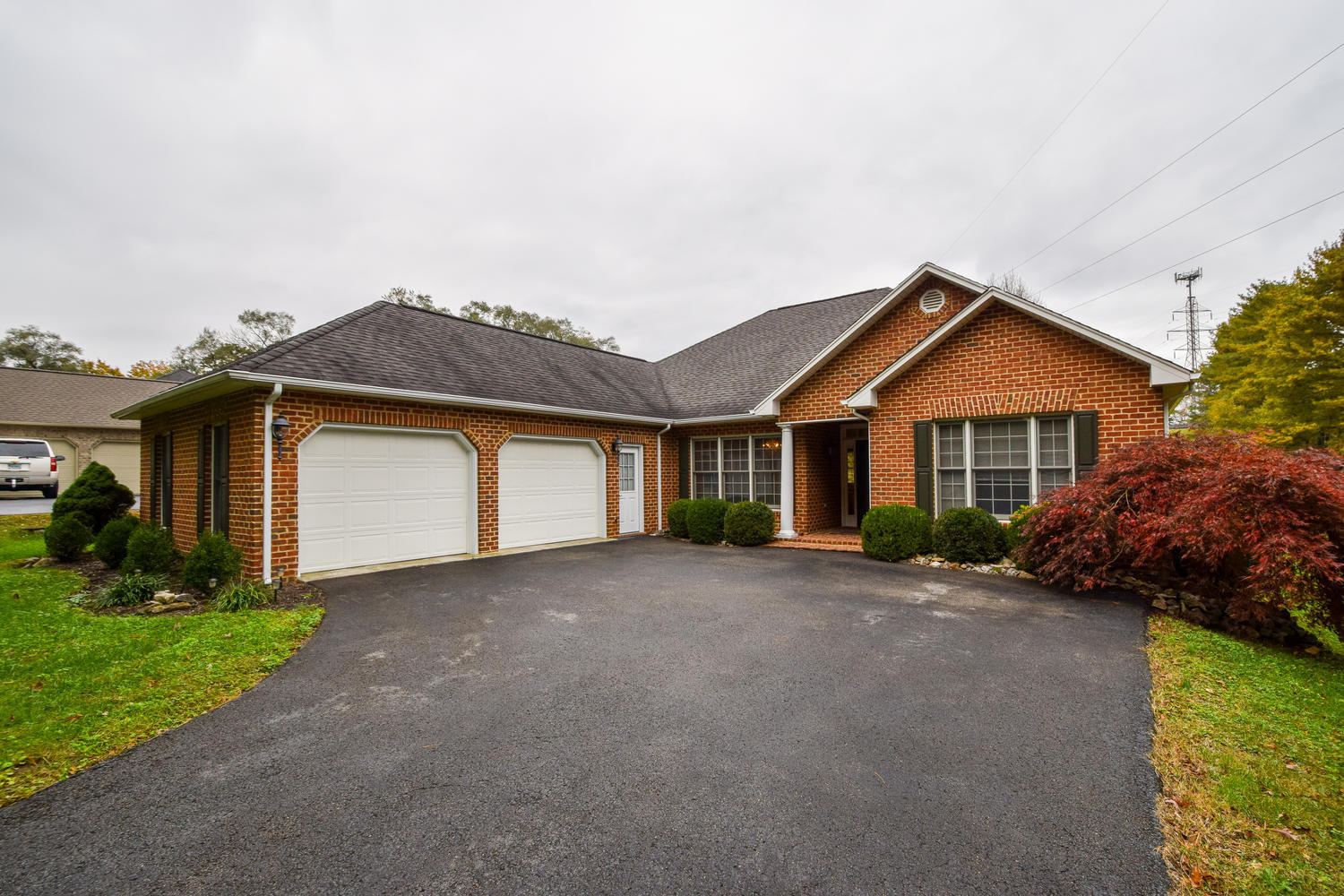 4205 Grandin Road Roanoke, VA 24018 - Photo 29 of 38 4205 Grandin Rd Roanoke VA-large-029-12-