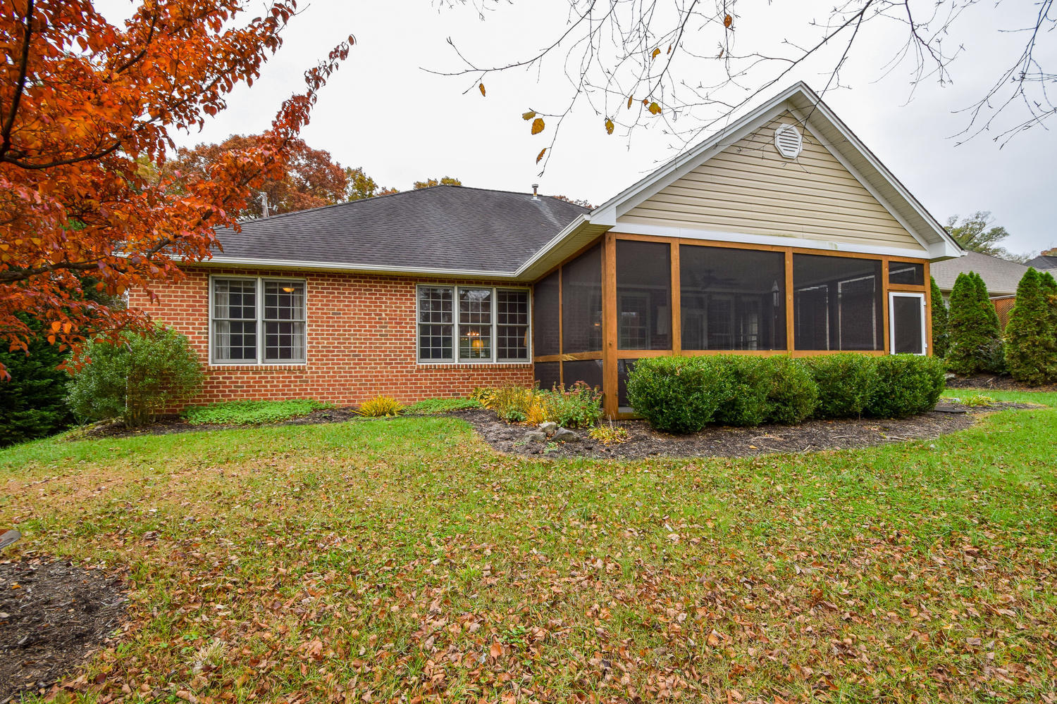 4205 Grandin Road Roanoke, VA 24018 - Photo 34 of 38 4205 Grandin Rd Roanoke VA-large-034-5-P