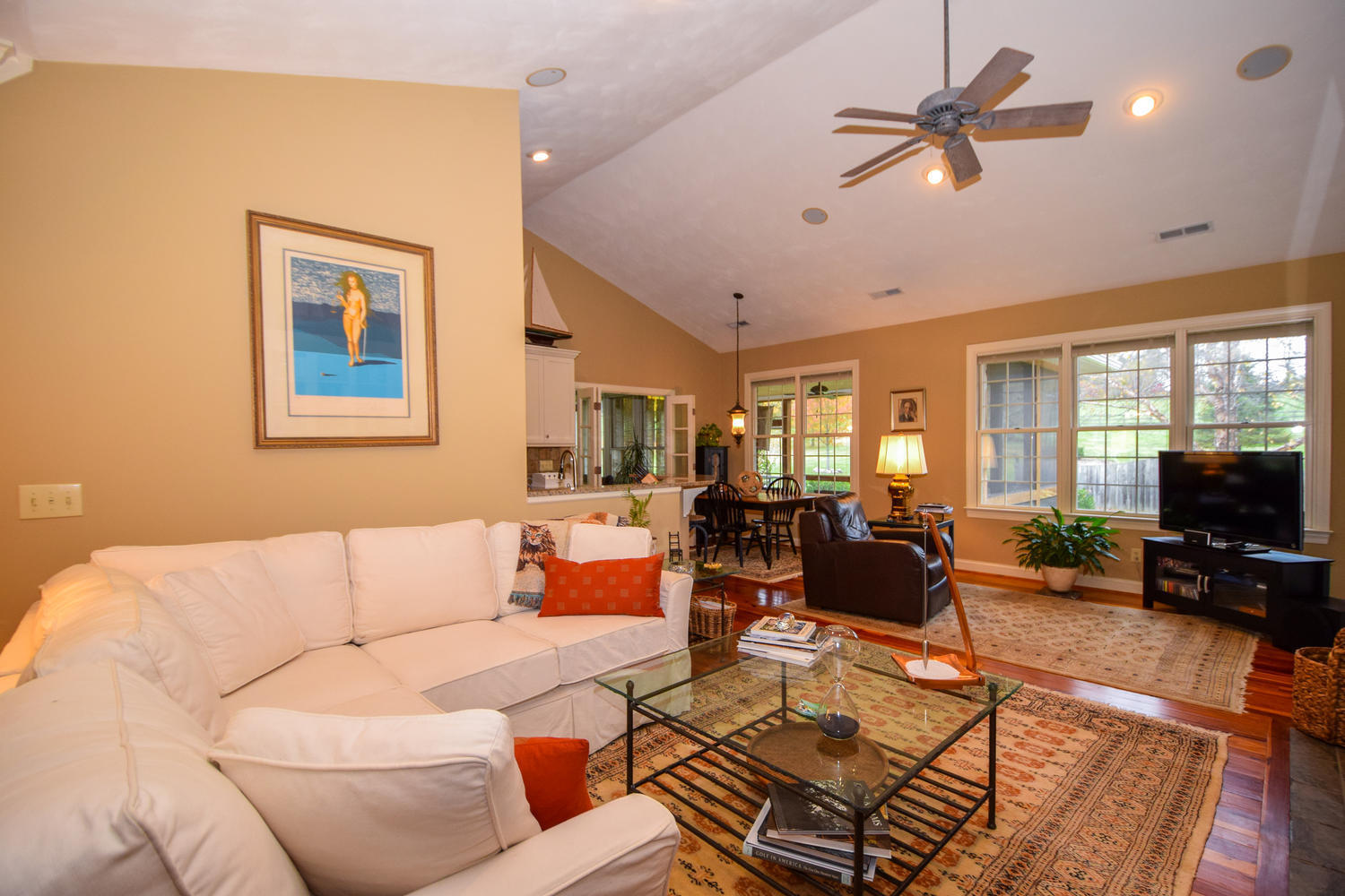 4205 Grandin Road Roanoke, VA 24018 - Photo 7 of 38 4205 Grandin Rd Roanoke VA-large-007-21-