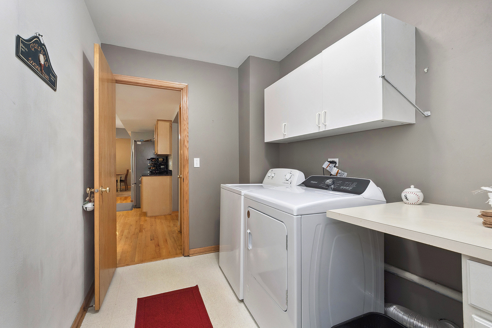24929 Vermette Road Plainfield, IL 60585 - Photo 11 of 31 a utility room with dryer and washer