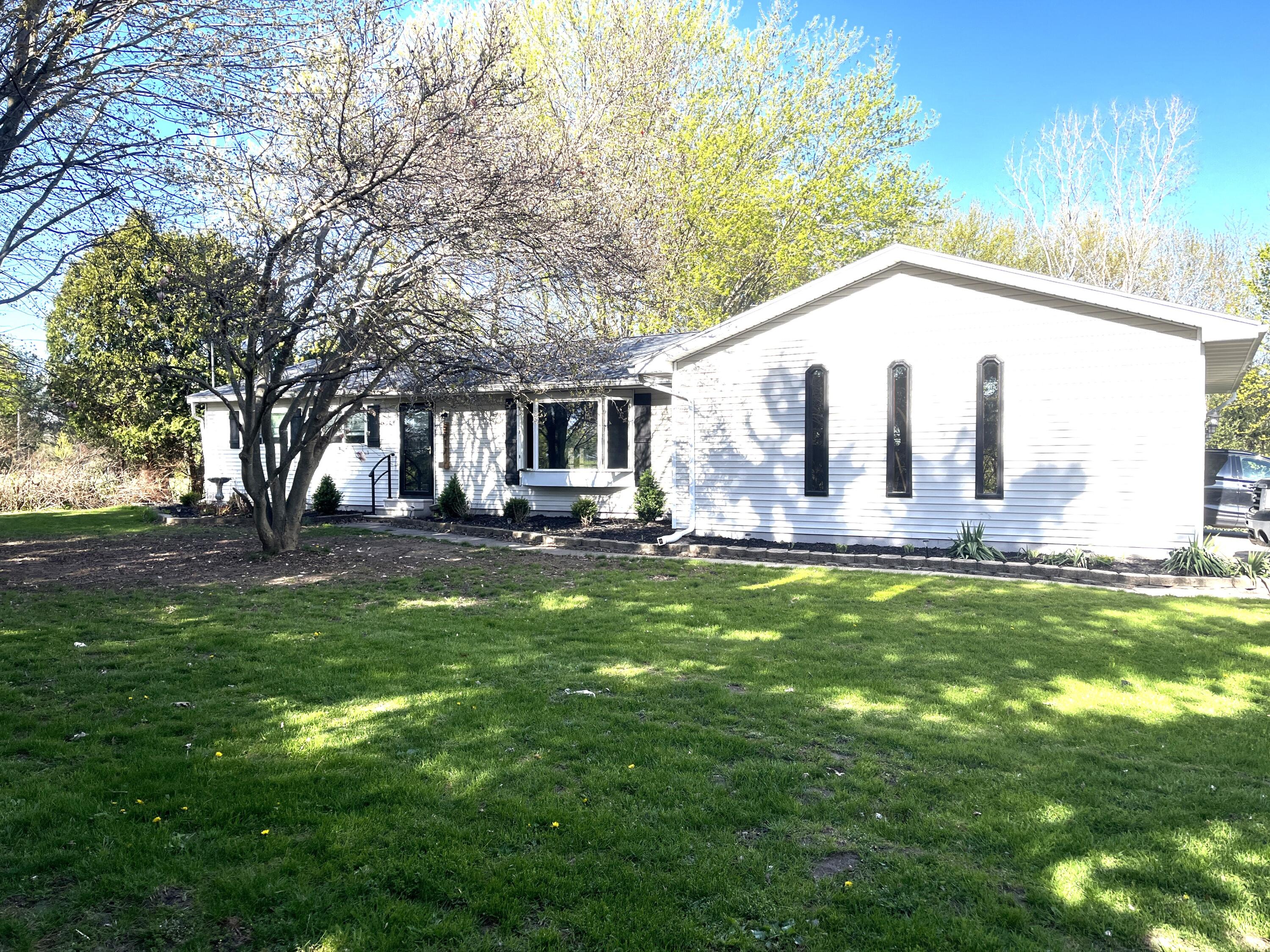 5717 Bennett Road Jackson, MI 49201 - Photo 1 of 30 IMG_1971 - Copy