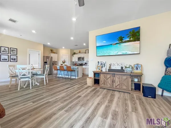 $2,200 | 12850 Silverbell Avenue, Denham Springs, LA 70726