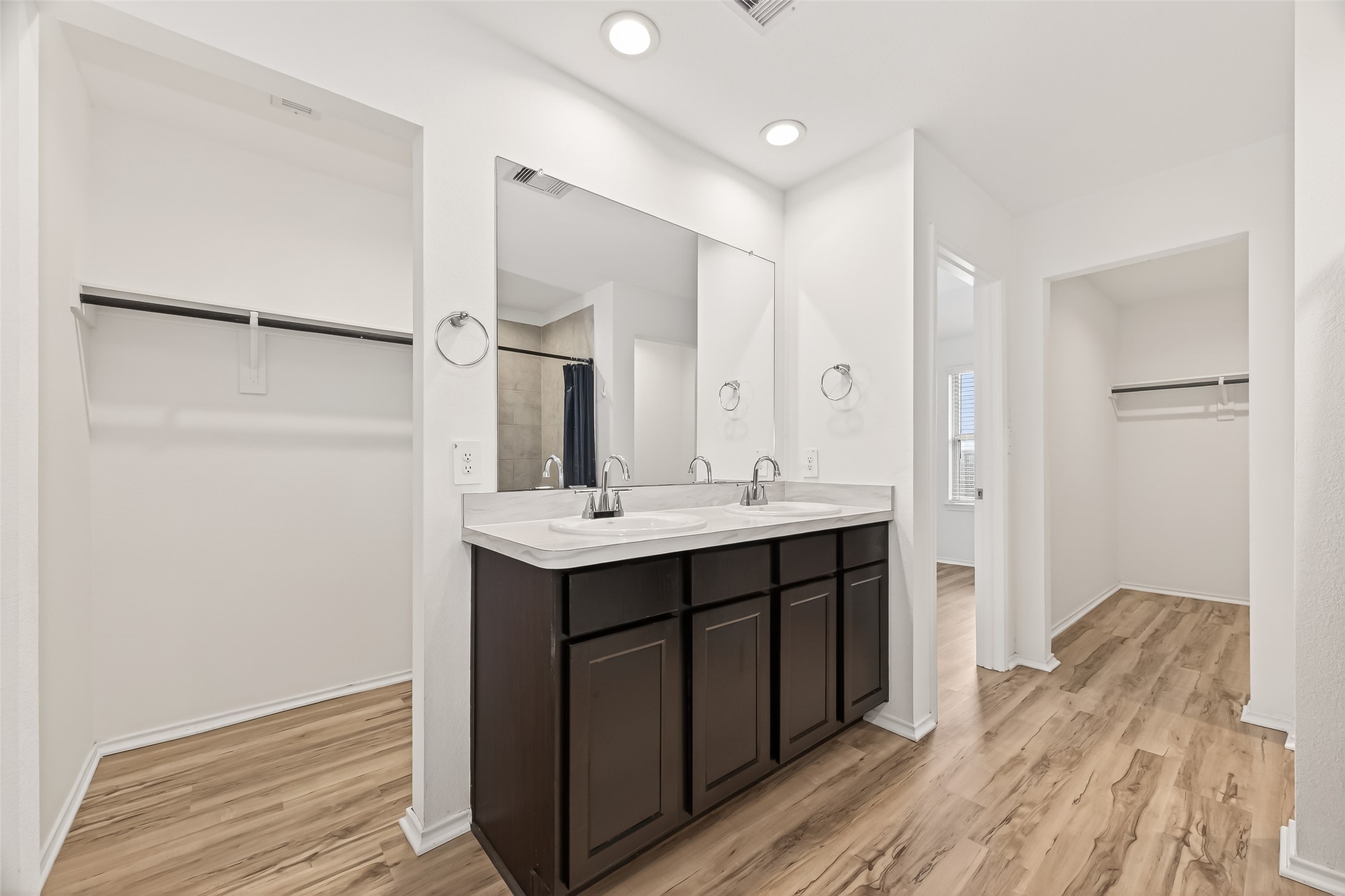 21522 Violet Ridge Road Katy, TX 77449 - Photo 28 of 39 Plenty of storage in your modern bathroom with SEPARATE His and Her closets!