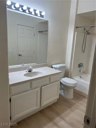 $1,350 | 7139 South Durango Drive, Unit 217, Las Vegas, NV 89113