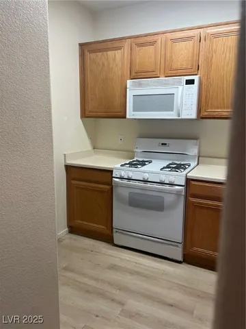 $1,450 | 7139 South Durango Drive, Unit 217, Las Vegas, NV 89113