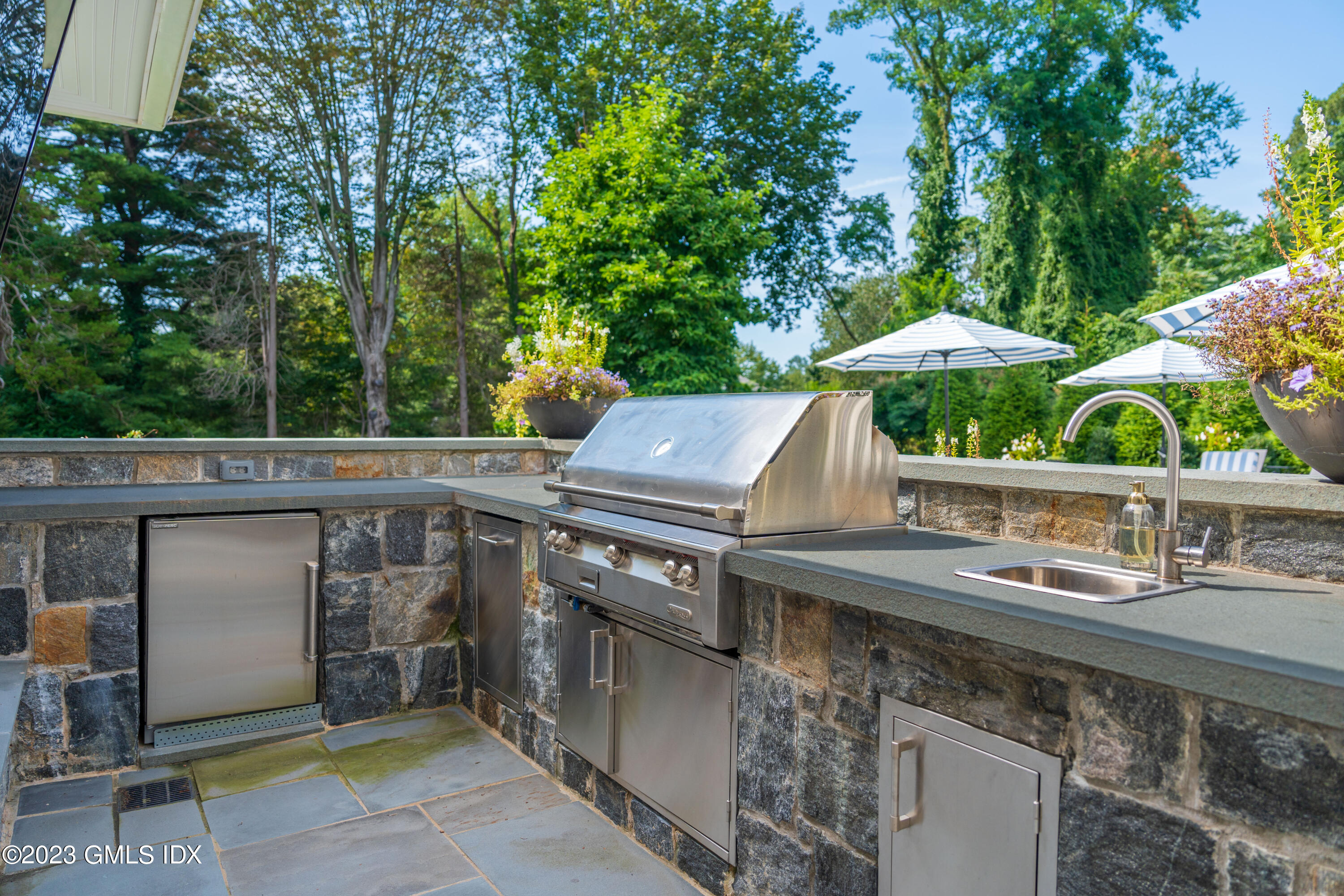 25 Point Road Norwalk, CT 06854 - Photo 31 of 41 DSC00424