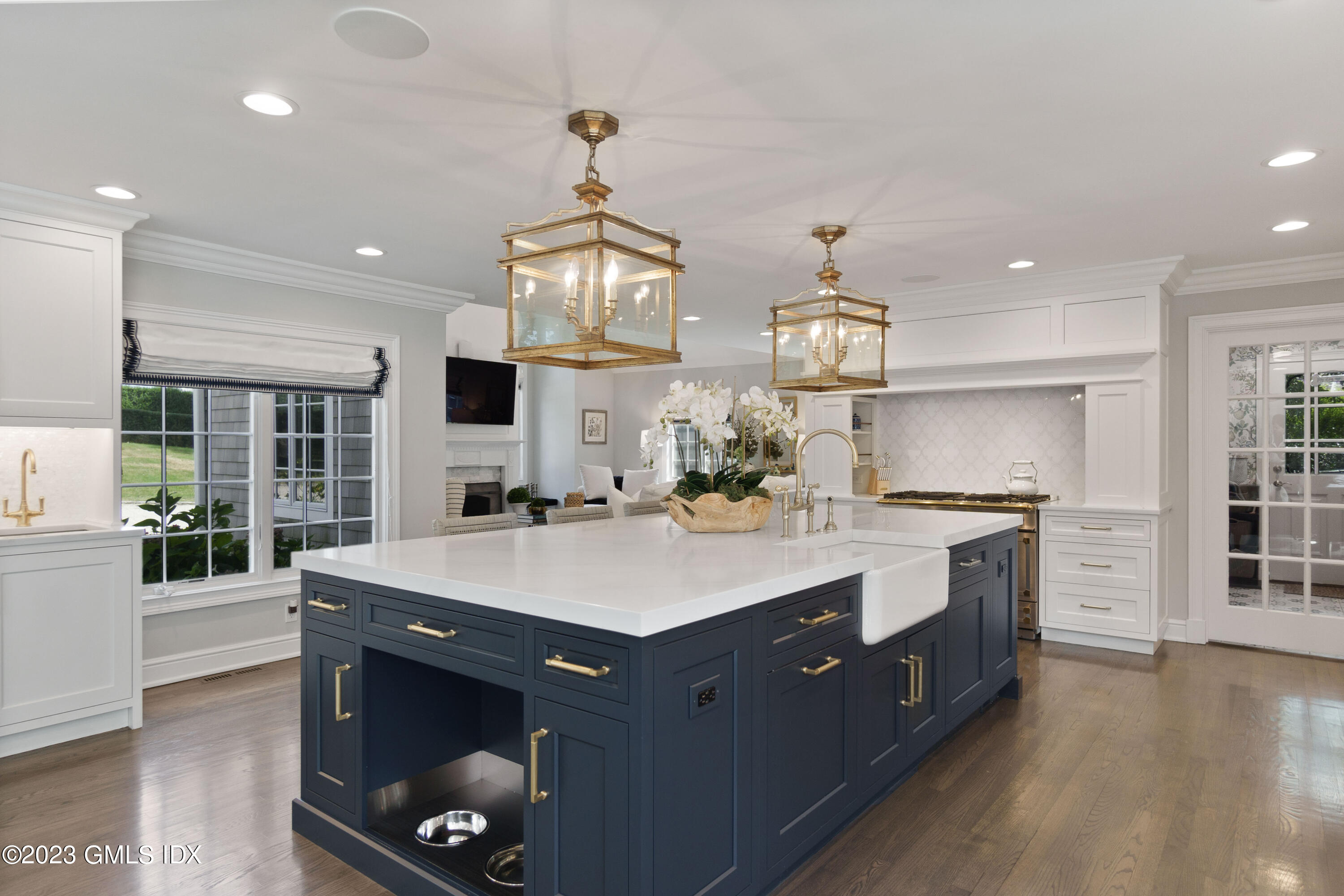 25 Point Road Norwalk, CT 06854 - Photo 9 of 41 18