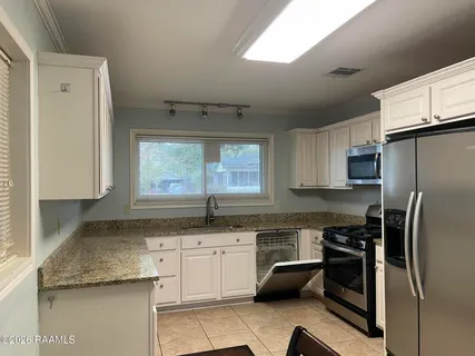 $195,000 | 414 Oaklawn Avenue, Lafayette, LA 70506