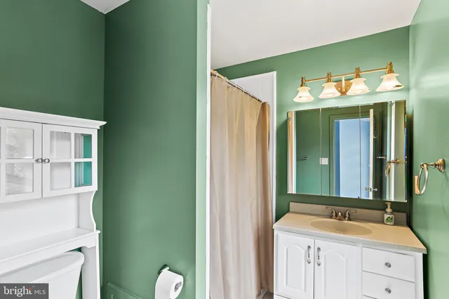 $3,250 | 10069 Cape Ann Drive, Columbia, MD 21046