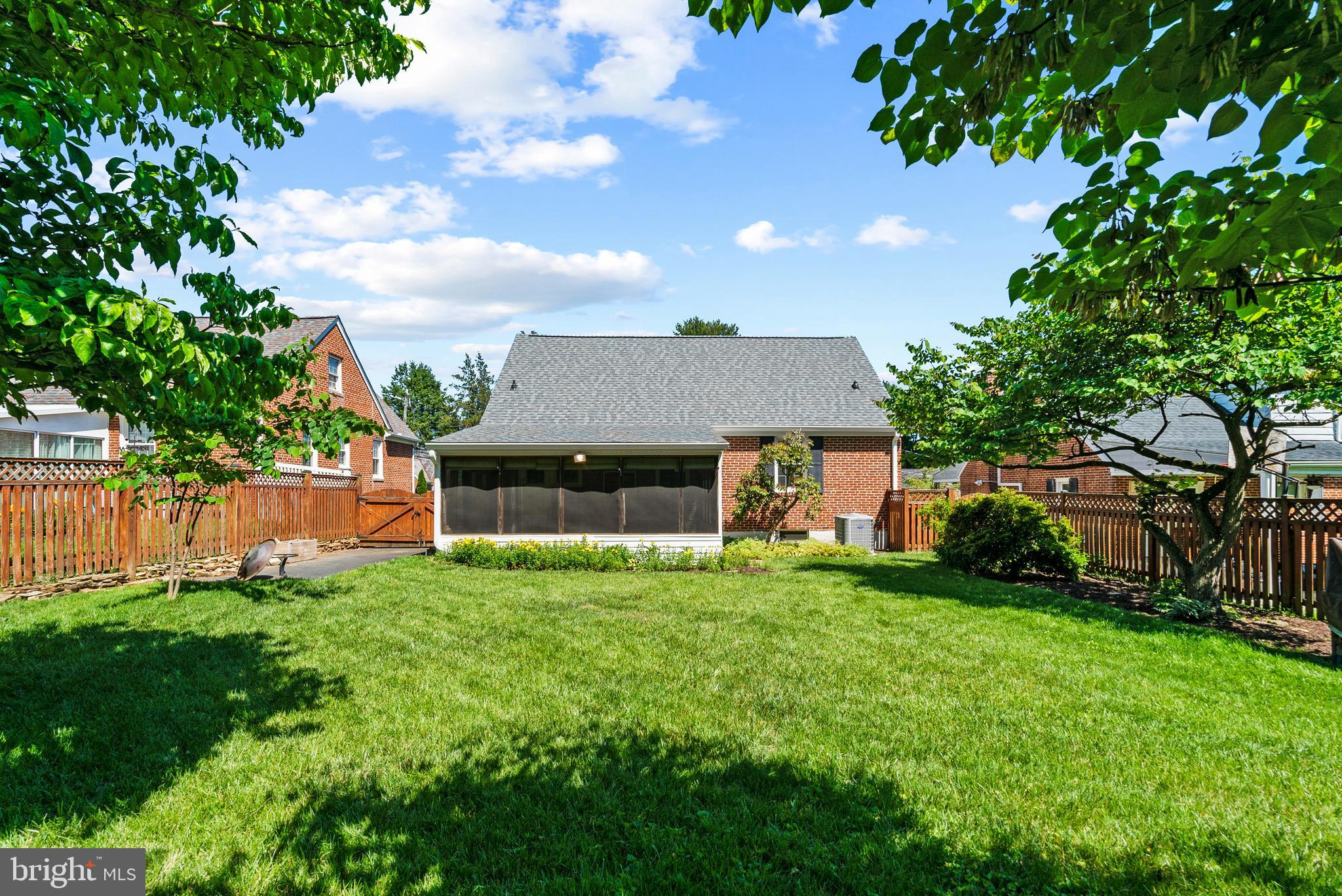 316 Gralan Road Baltimore, MD 21228 - Photo 34 of 43 Spacious Back Yard
