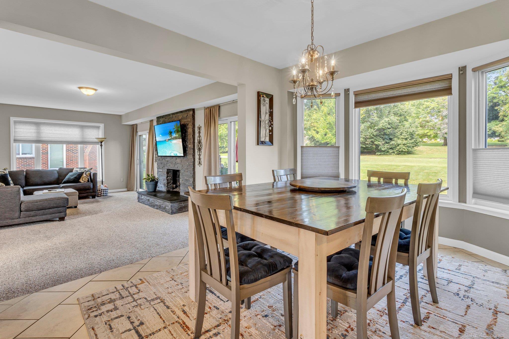 690 Baker Street Rochester, MI 48307 - Photo 12 of 30 50147867-c43b0a27-ac38-4b14-9de6-da5f8f518cbc.JPG