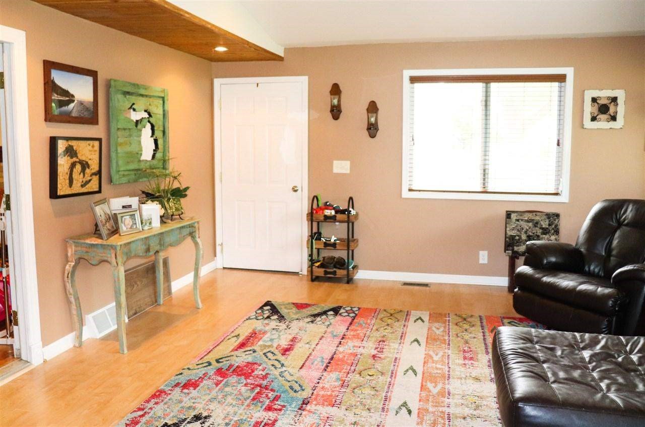 6071 North Seymour Road Flushing, MI 48433 - Photo 14 of 36