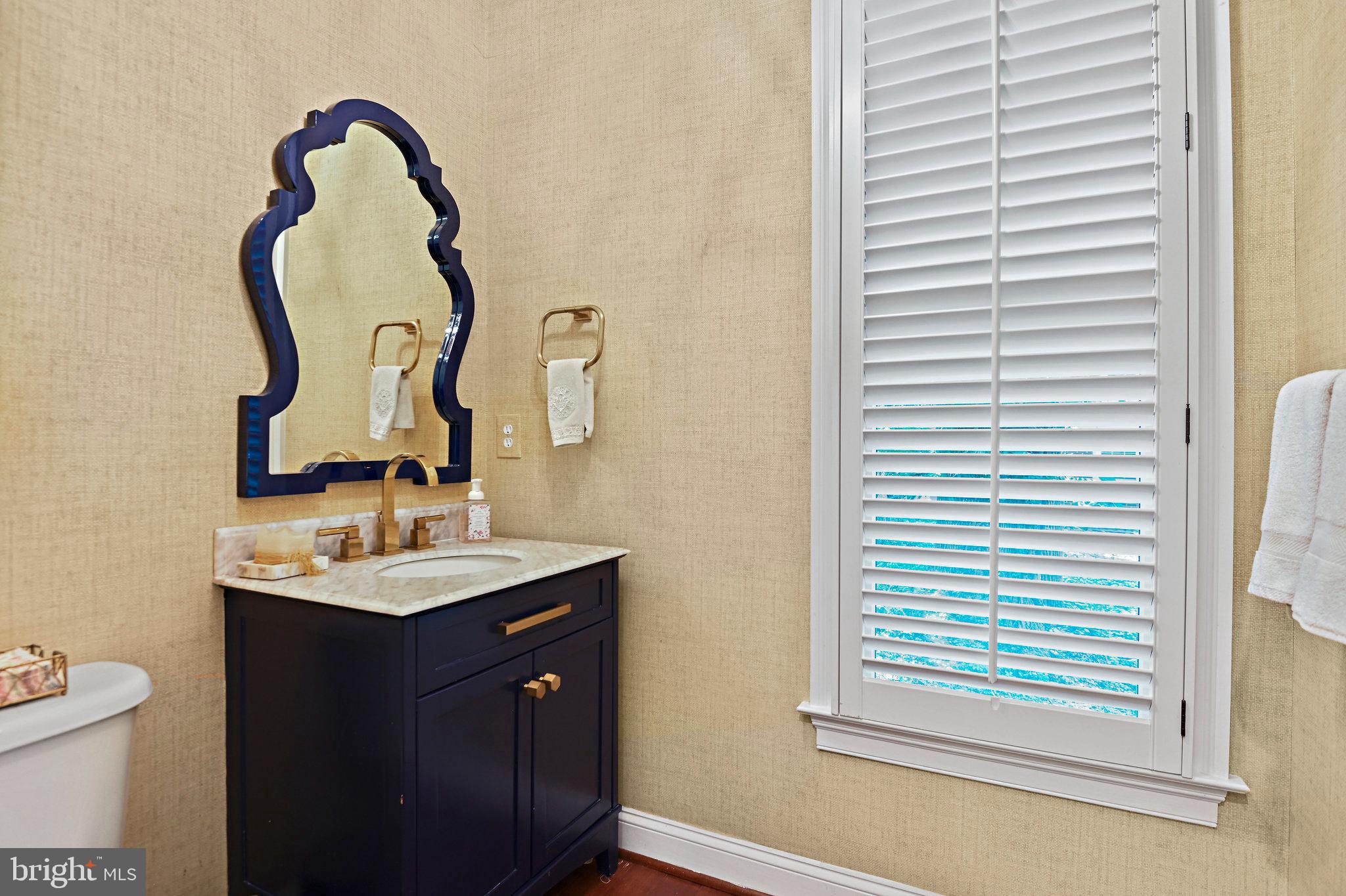 409 Blair Road Northwest Vienna, VA 22180 - Photo 22 of 75