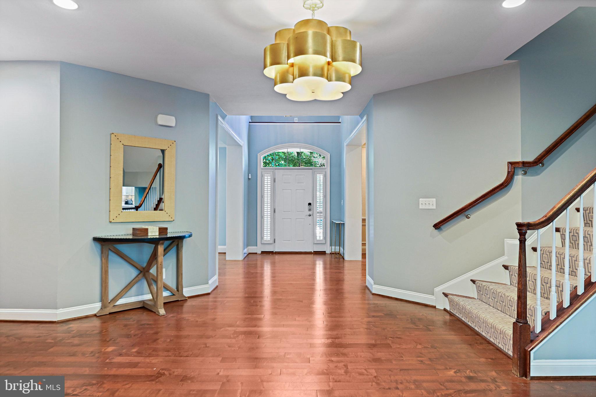 409 Blair Road Northwest Vienna, VA 22180 - Photo 4 of 75