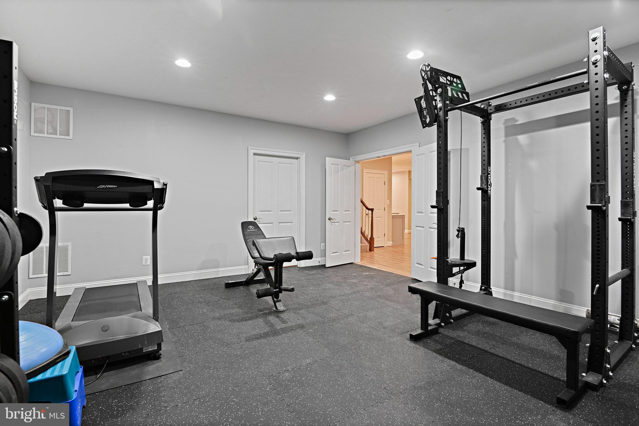 409 Blair Road Northwest Vienna, VA 22180 - Photo 49 of 75