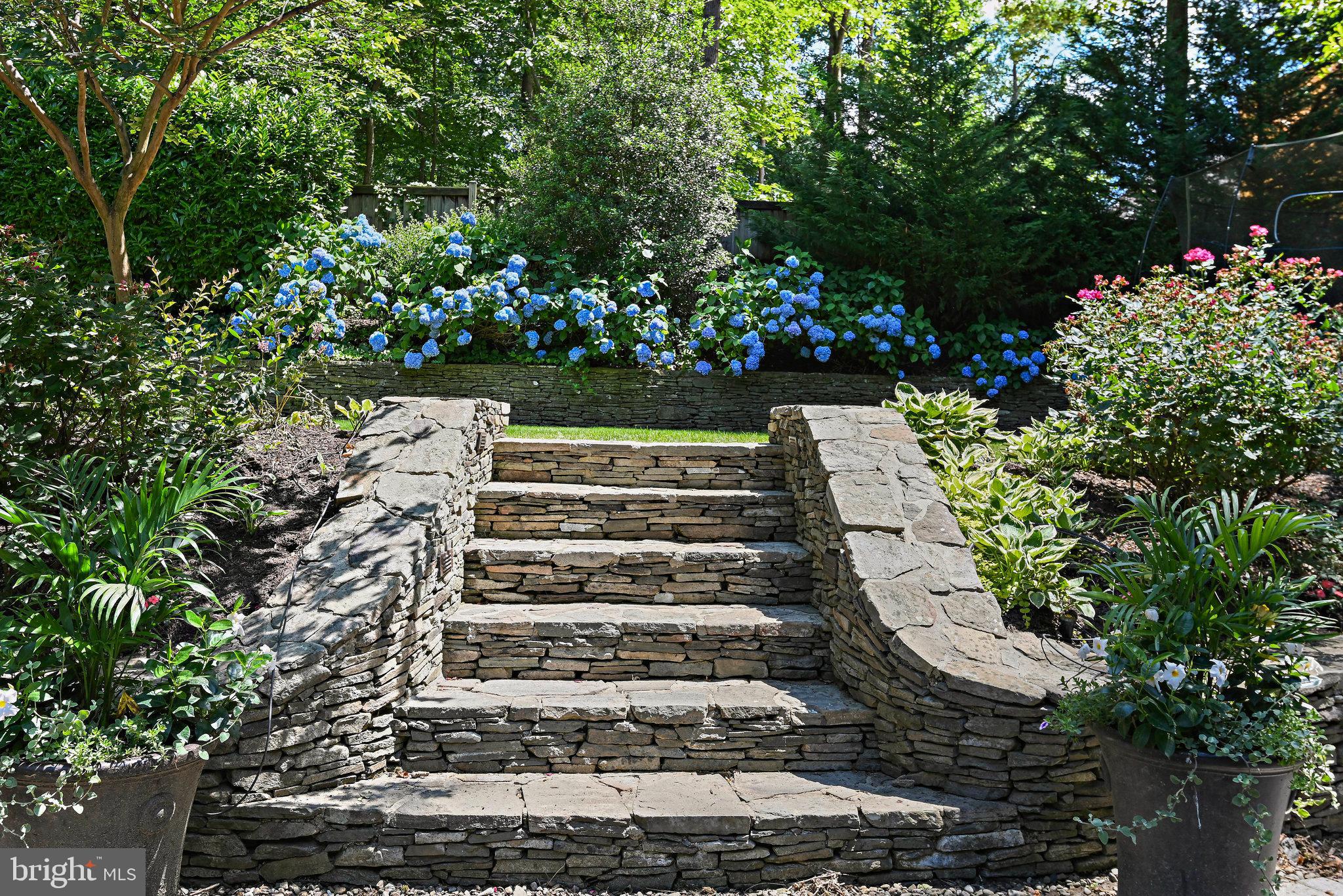 409 Blair Road Northwest Vienna, VA 22180 - Photo 72 of 75